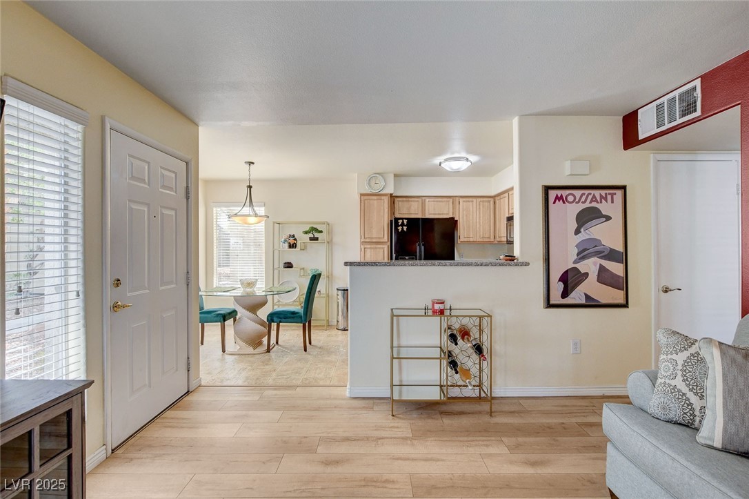 5710 East Tropicana Avenue 1185