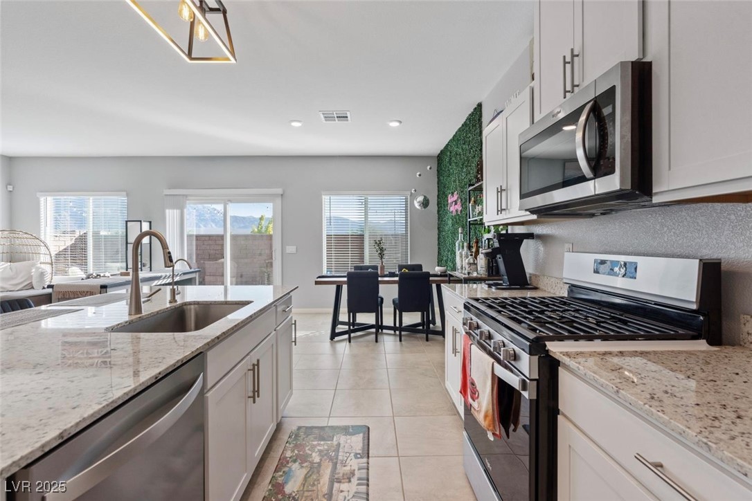 1628 Bonnie Bay Place