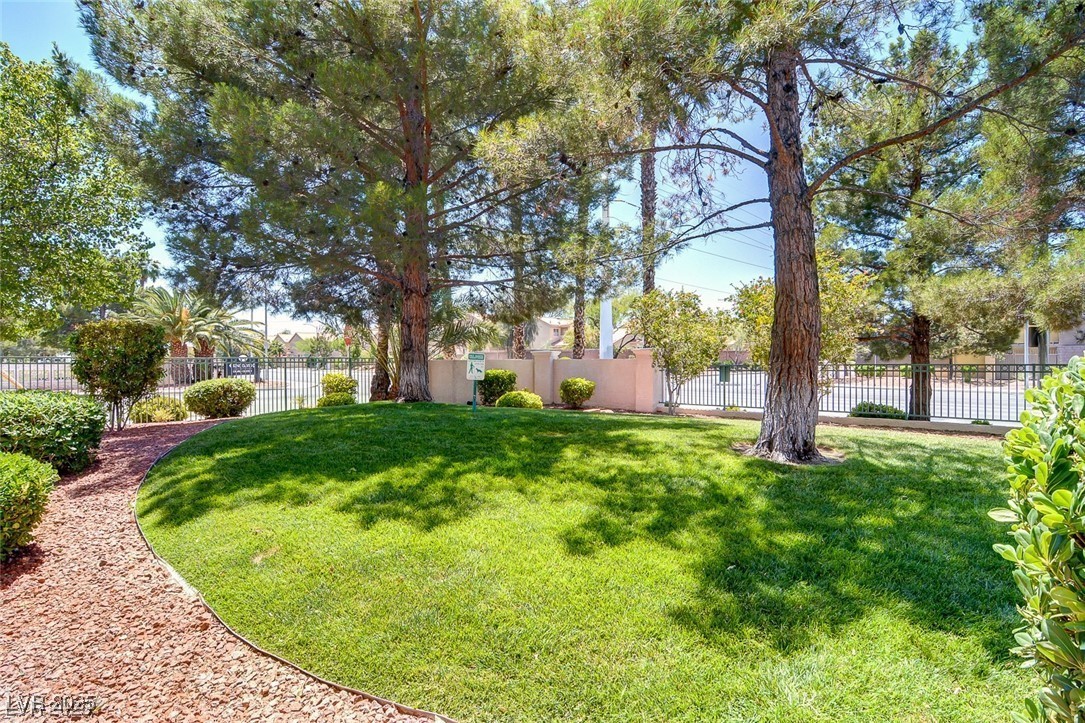 7450 South Eastern Avenue 2010