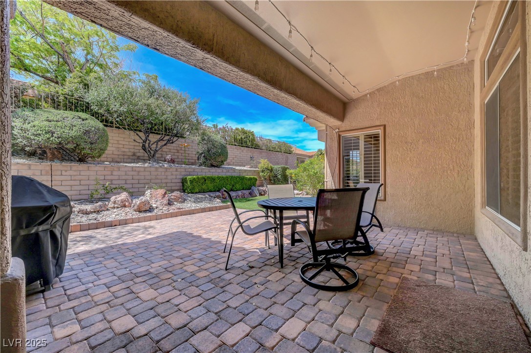 2805 Hanging Rock Drive