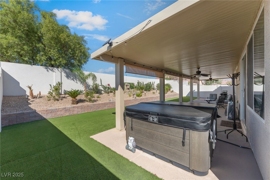 5735 Sanibel Bay Court