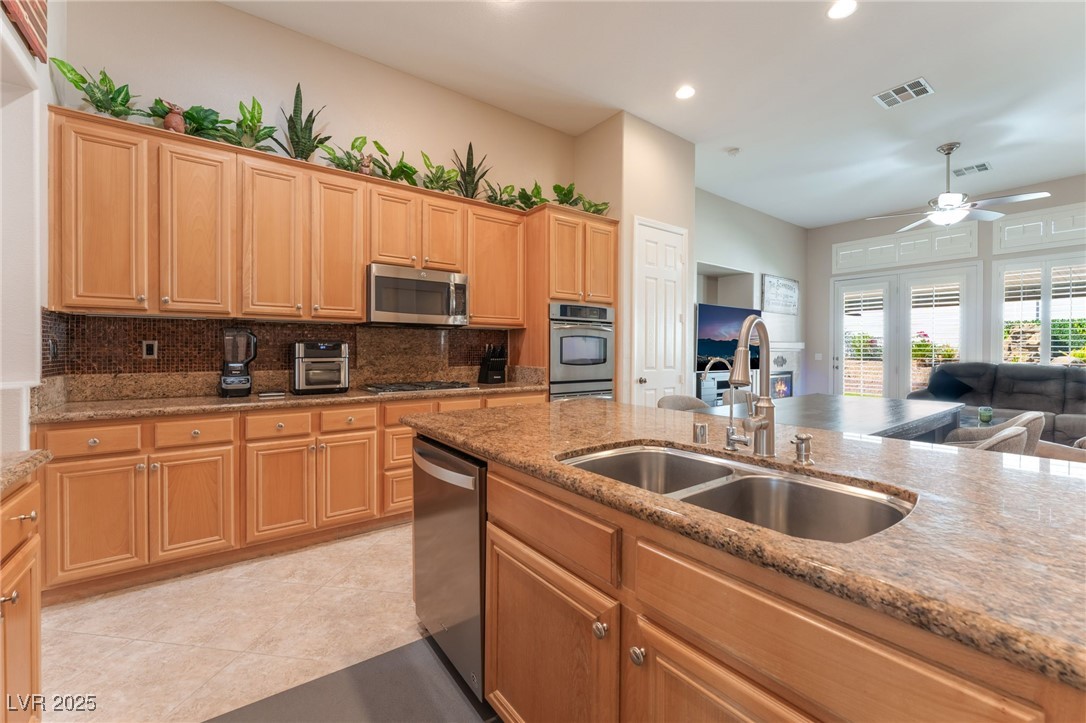 5735 Sanibel Bay Court