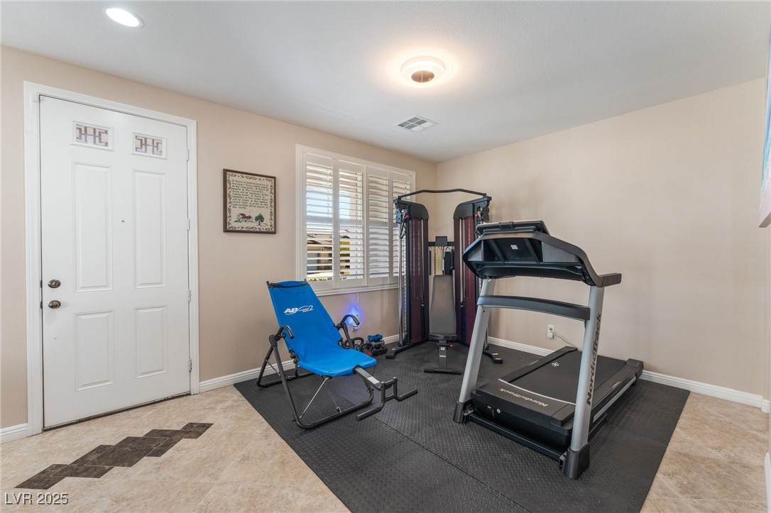 5735 Sanibel Bay Court