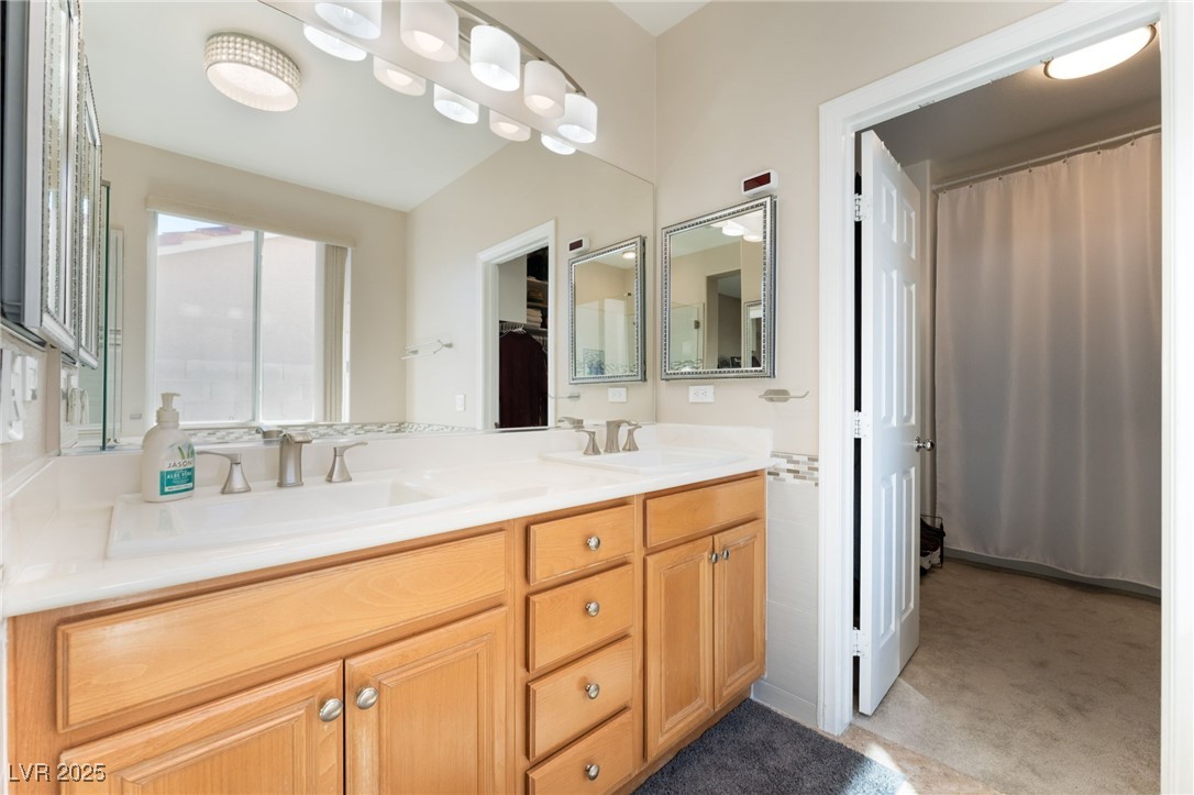 5735 Sanibel Bay Court