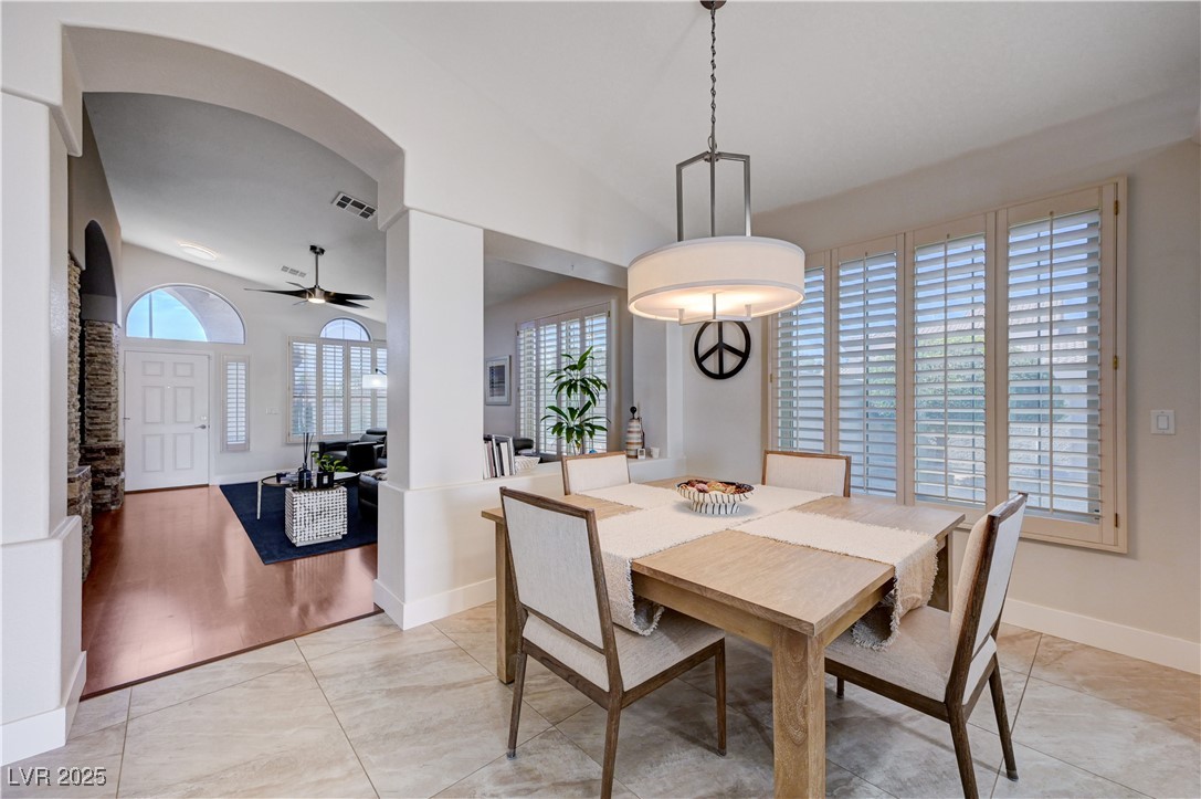 6136 Topaz Valley Avenue