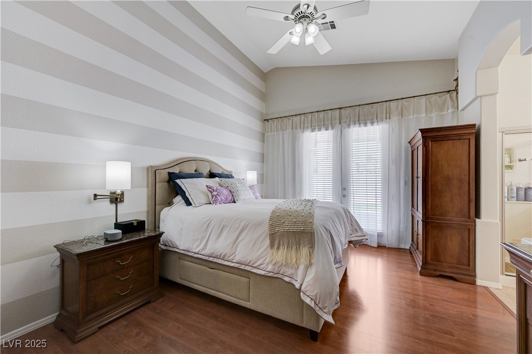 6136 Topaz Valley Avenue