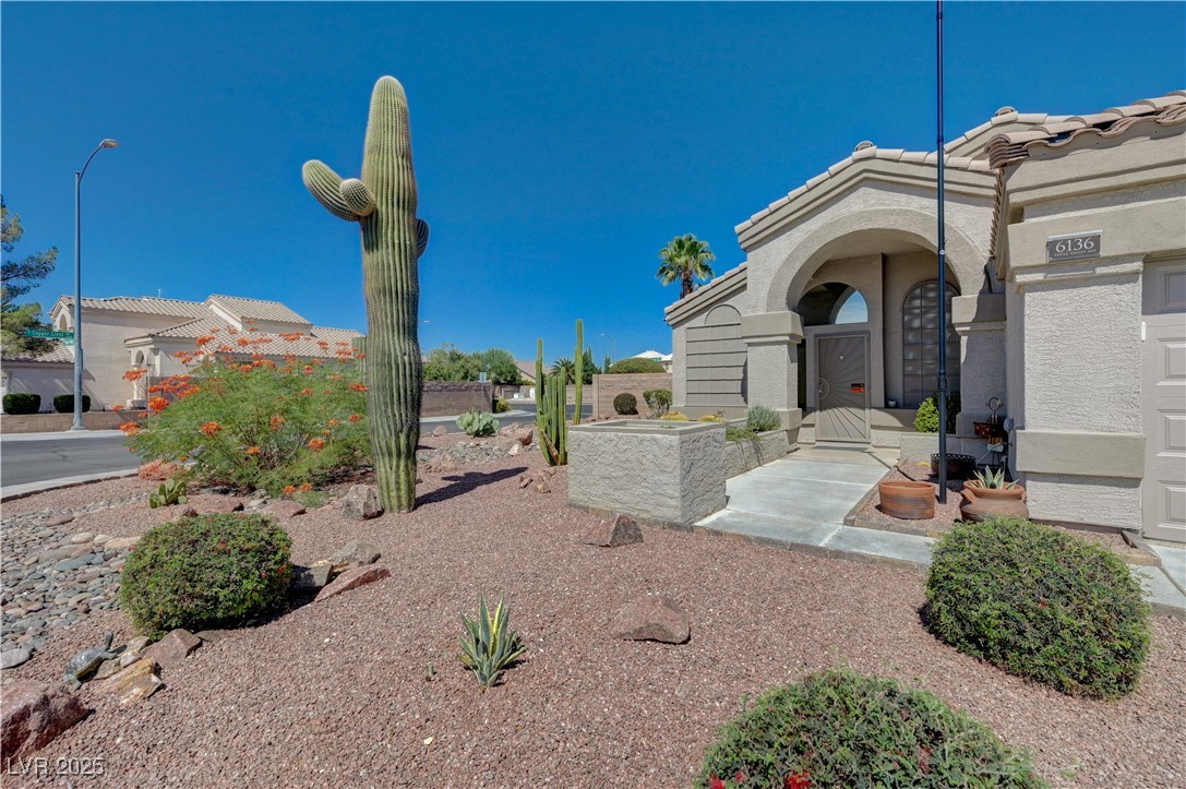 6136 Topaz Valley Avenue