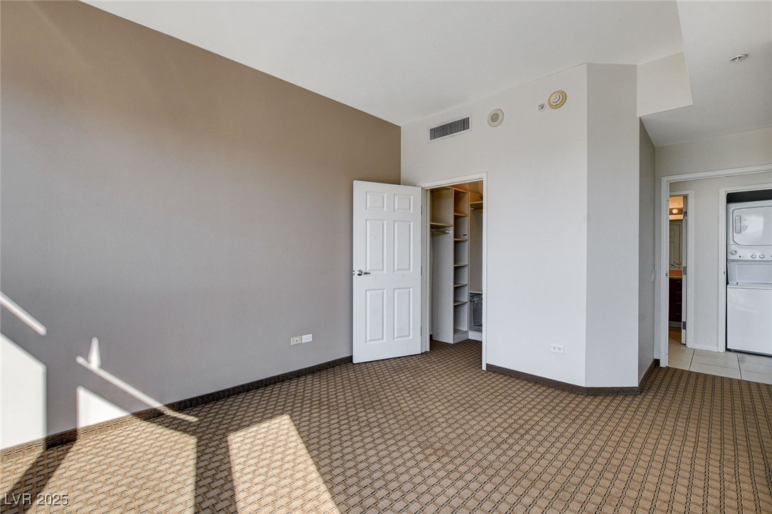 200 West Sahara Avenue 1101