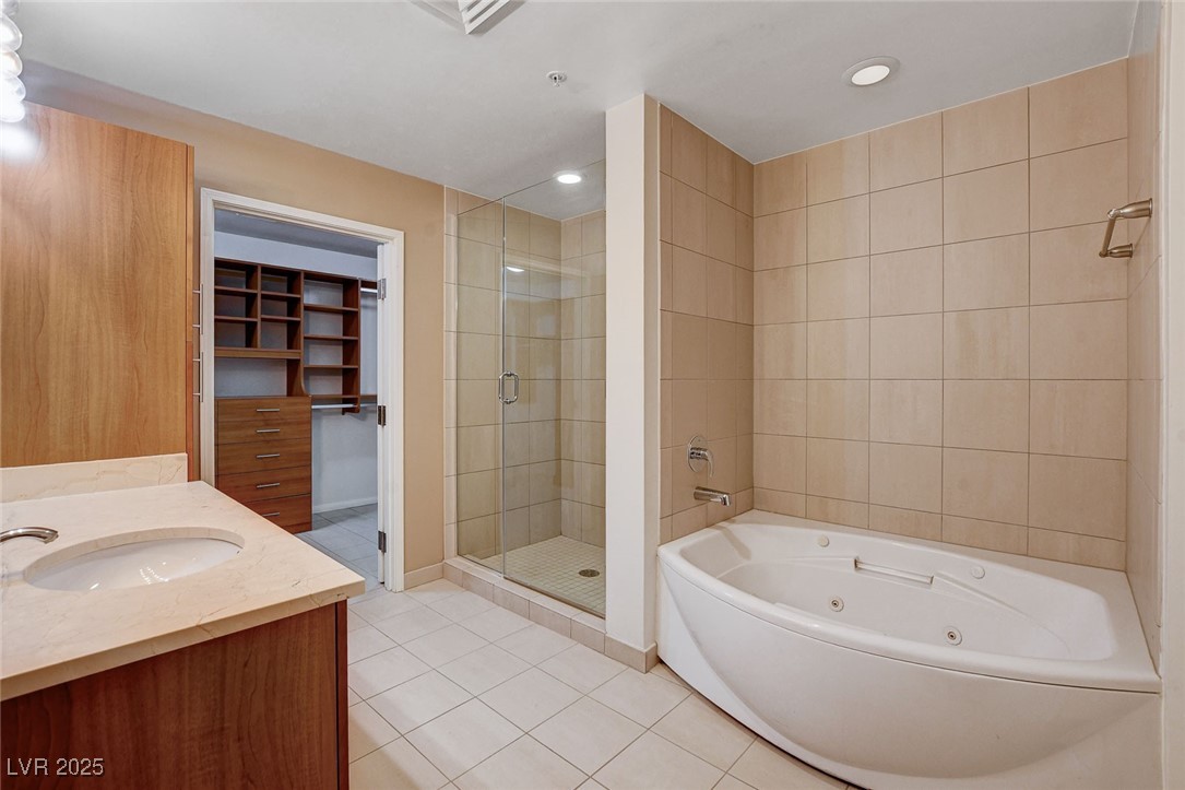 200 West Sahara Avenue 1101