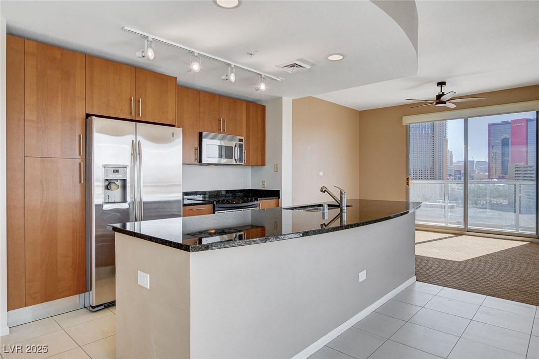 200 West Sahara Avenue 1101