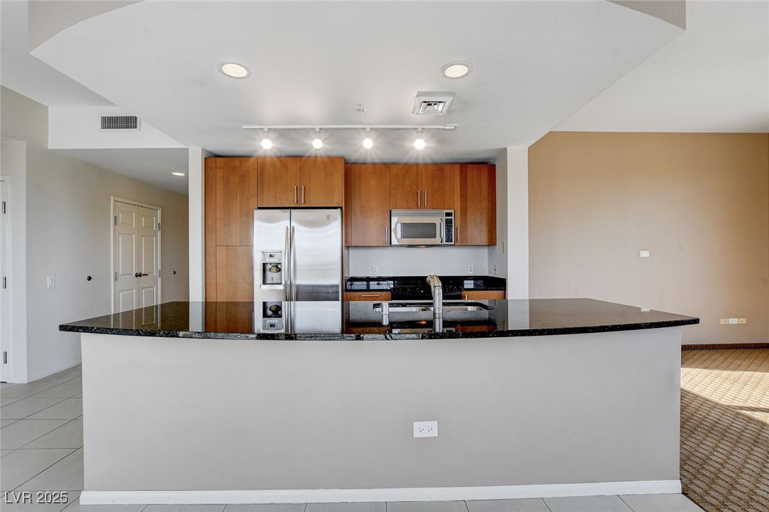 200 West Sahara Avenue 1101
