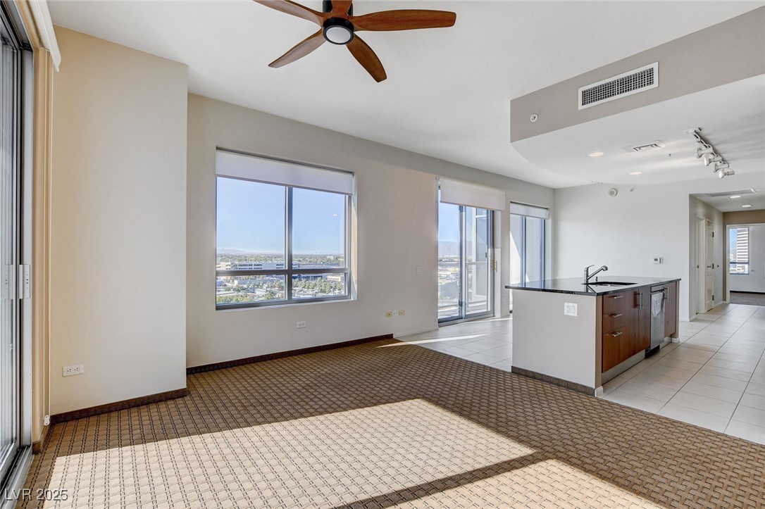 200 West Sahara Avenue 1101