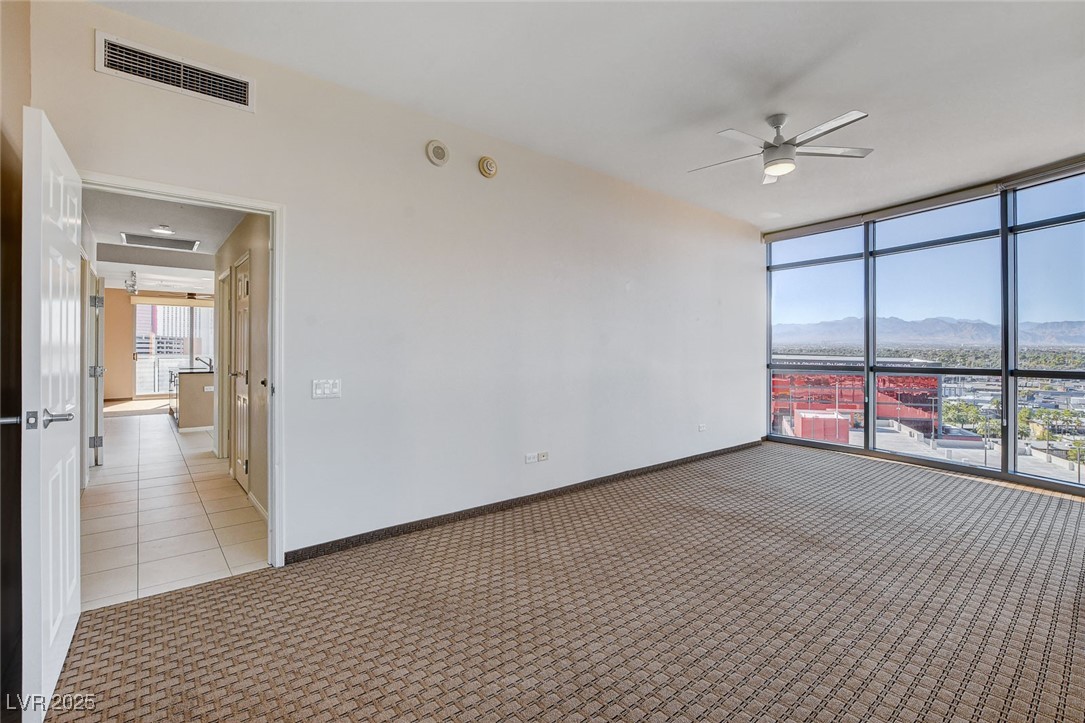 200 West Sahara Avenue 1101
