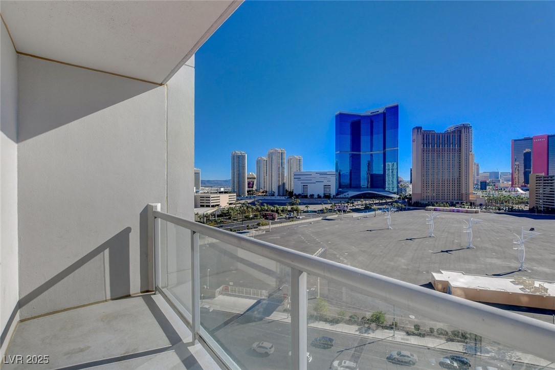 200 West Sahara Avenue 1101