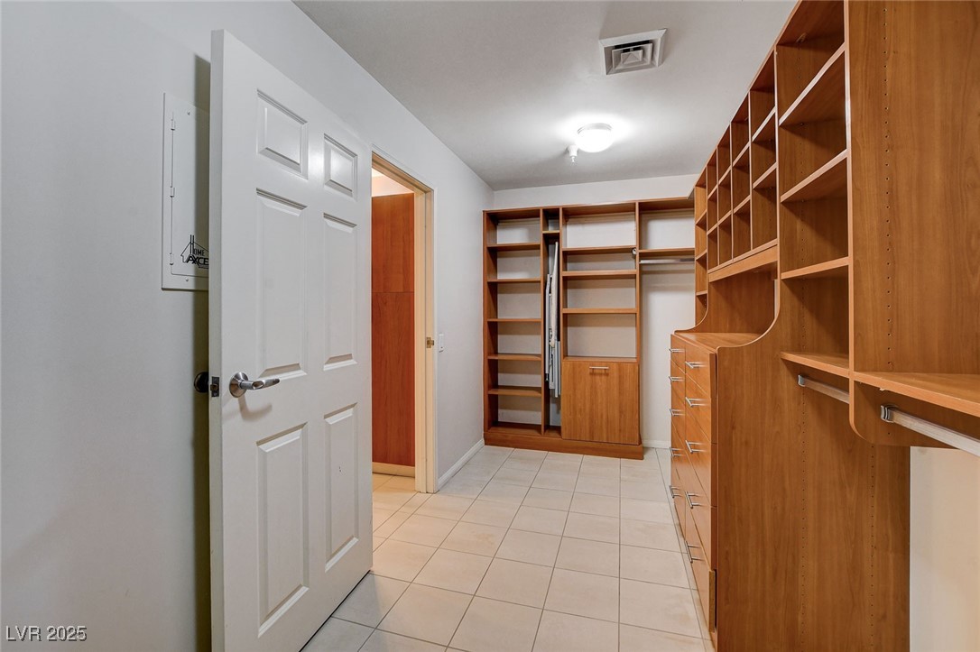 200 West Sahara Avenue 1101
