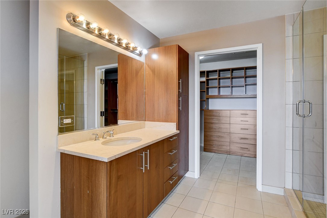 200 West Sahara Avenue 1101