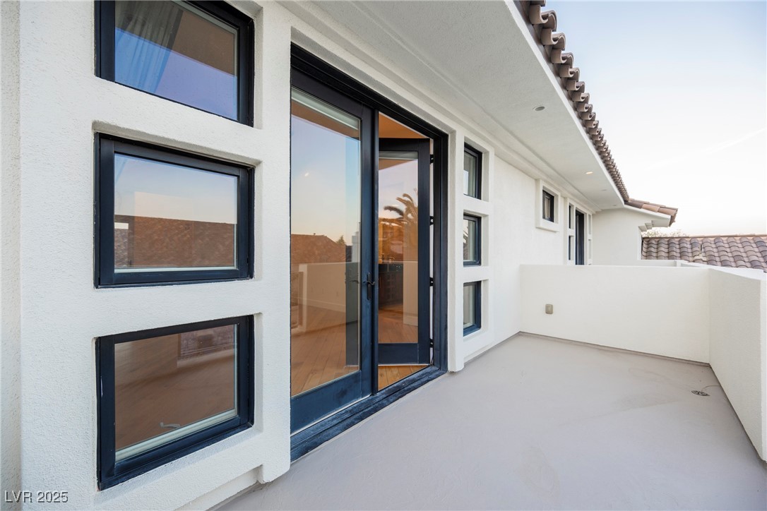 5101 Mountain Foliage Drive