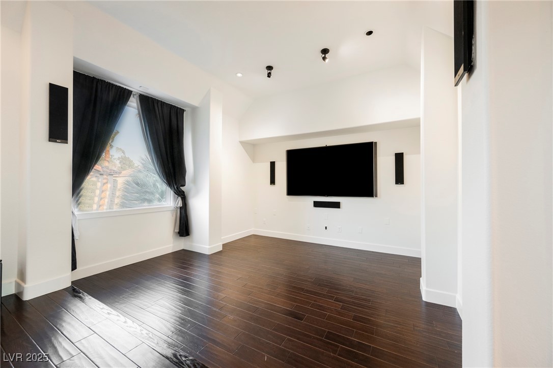 5101 Mountain Foliage Drive