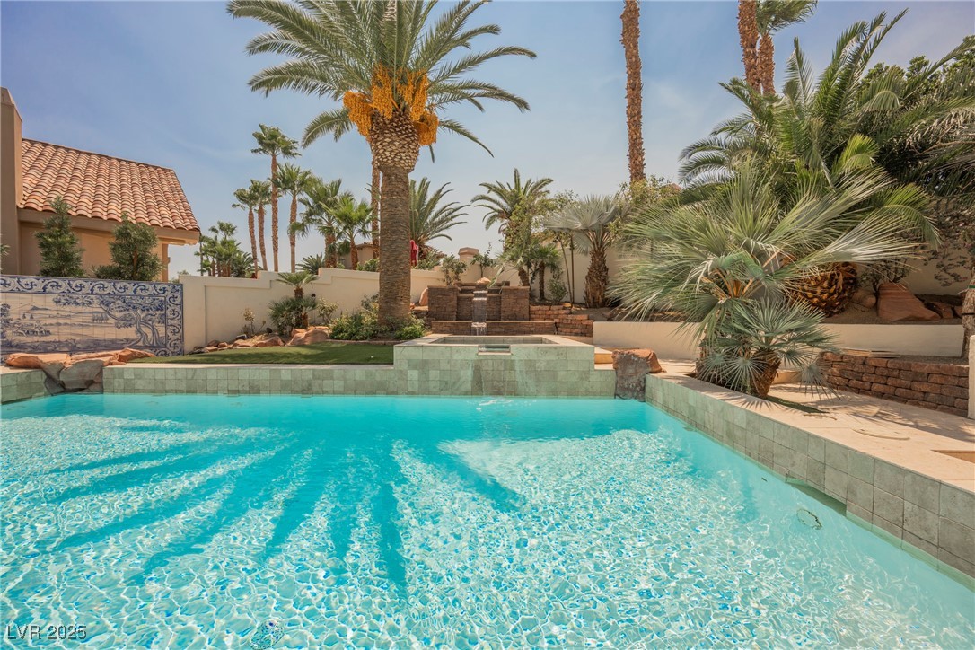 5101 Mountain Foliage Drive