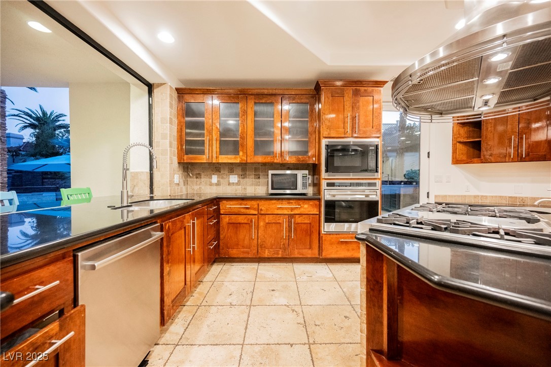 5101 Mountain Foliage Drive