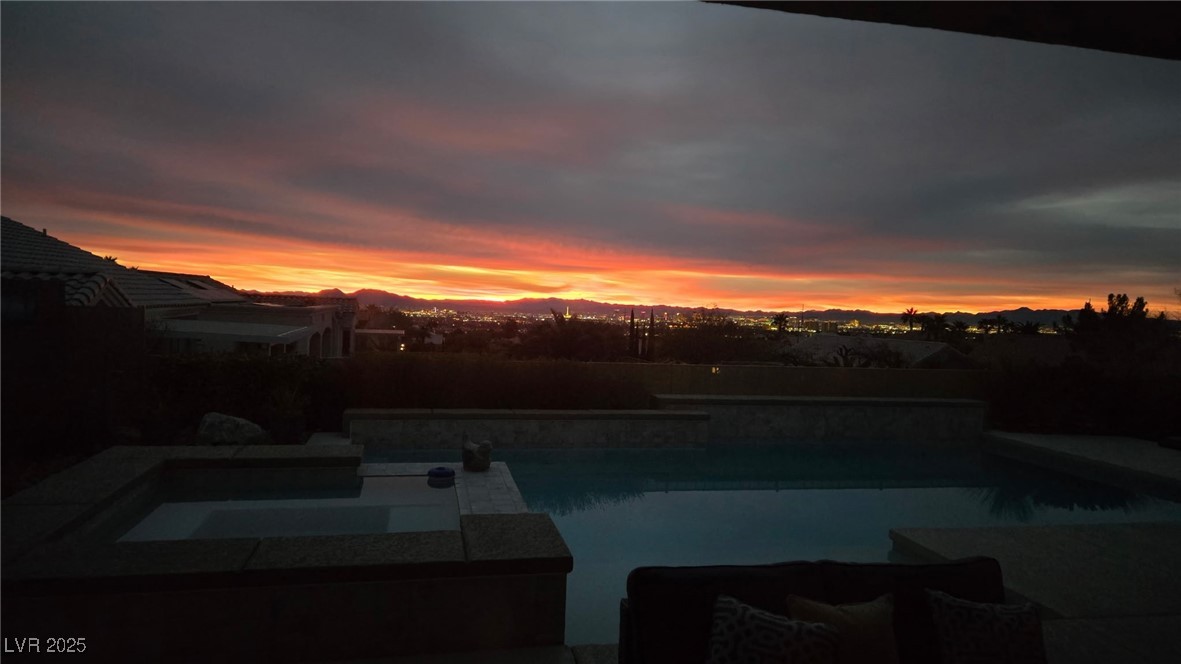 1928 Hot Oak Ridge Street