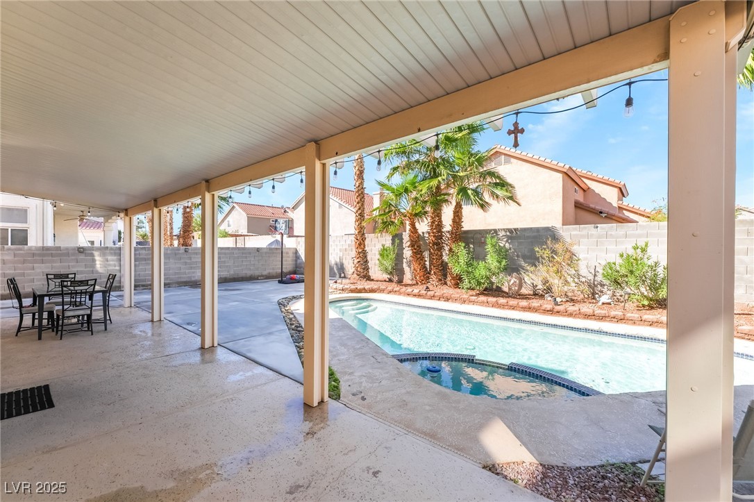 1081 Deep Well Court