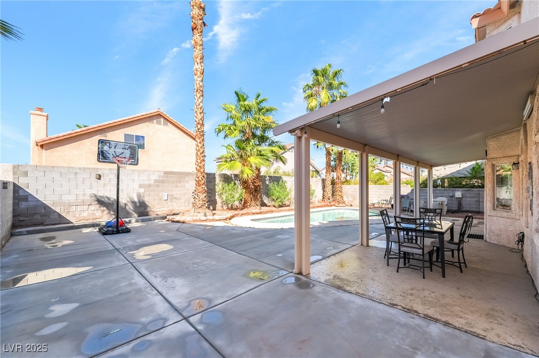 1081 Deep Well Court