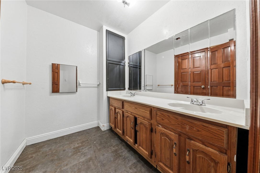 1008 Santa Helena Avenue