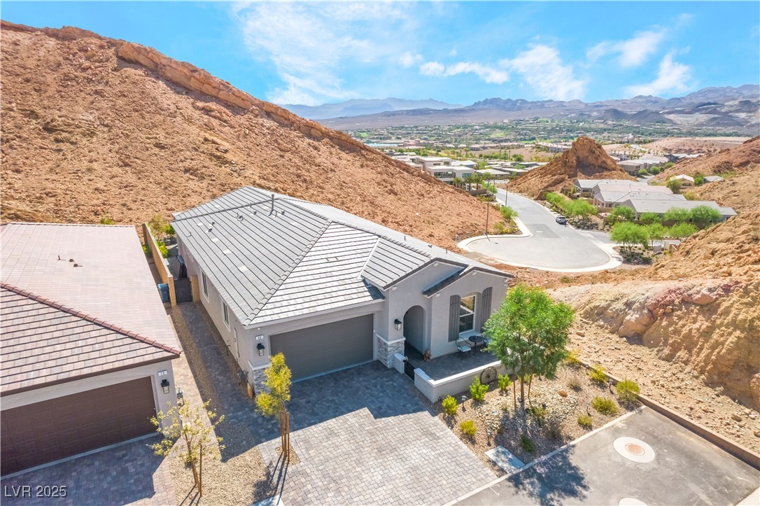 68 Cathedral Wash Place