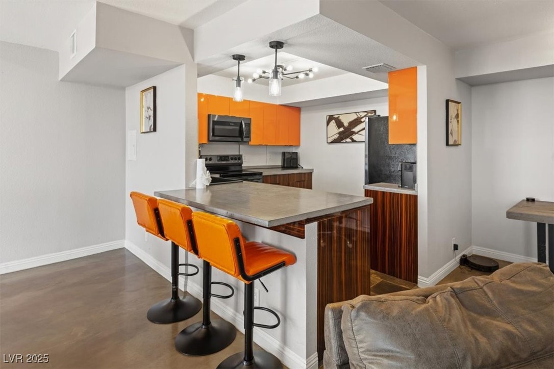 3930 University Center Drive 902