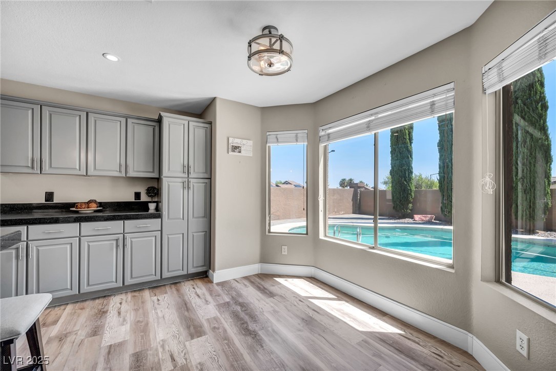 10353 Niagara Falls Lane