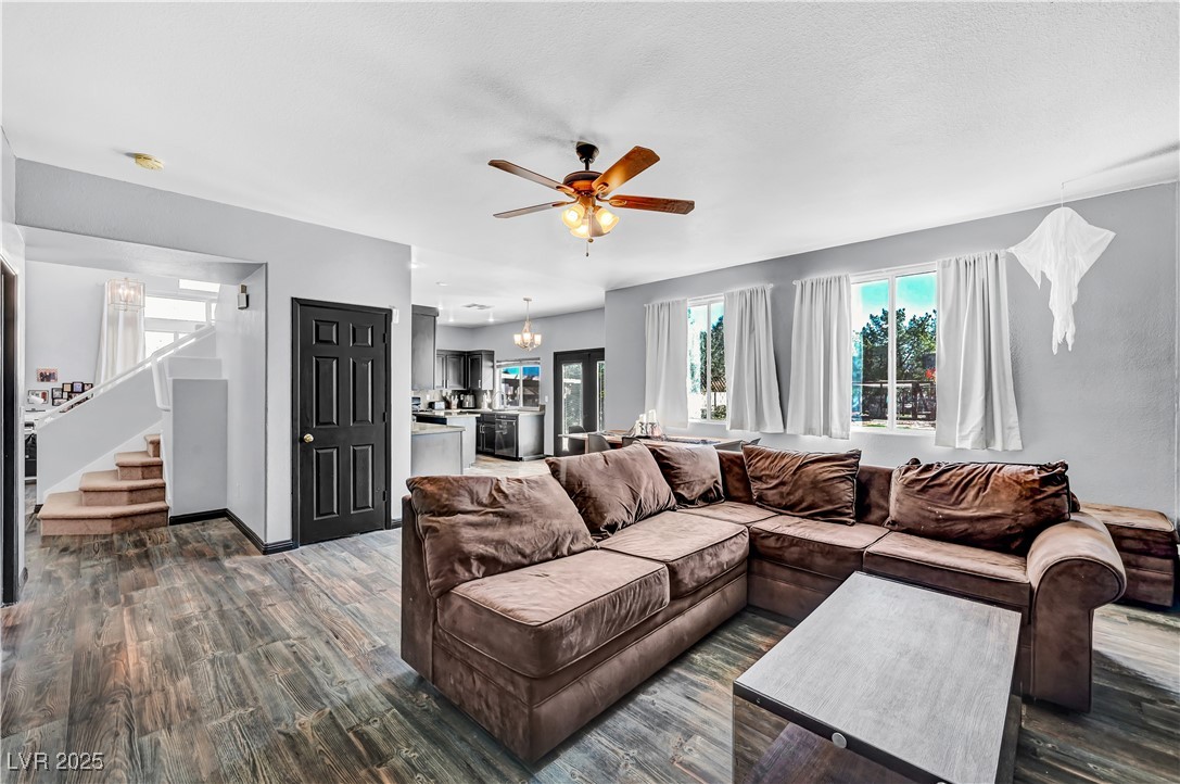 616 Lively Fiesta Way