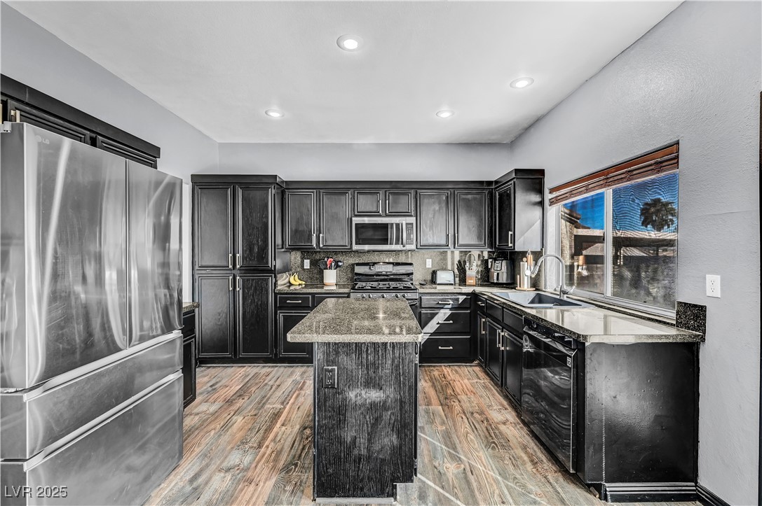 616 Lively Fiesta Way