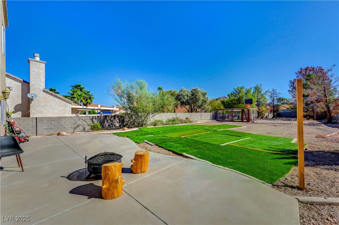 616 Lively Fiesta Way