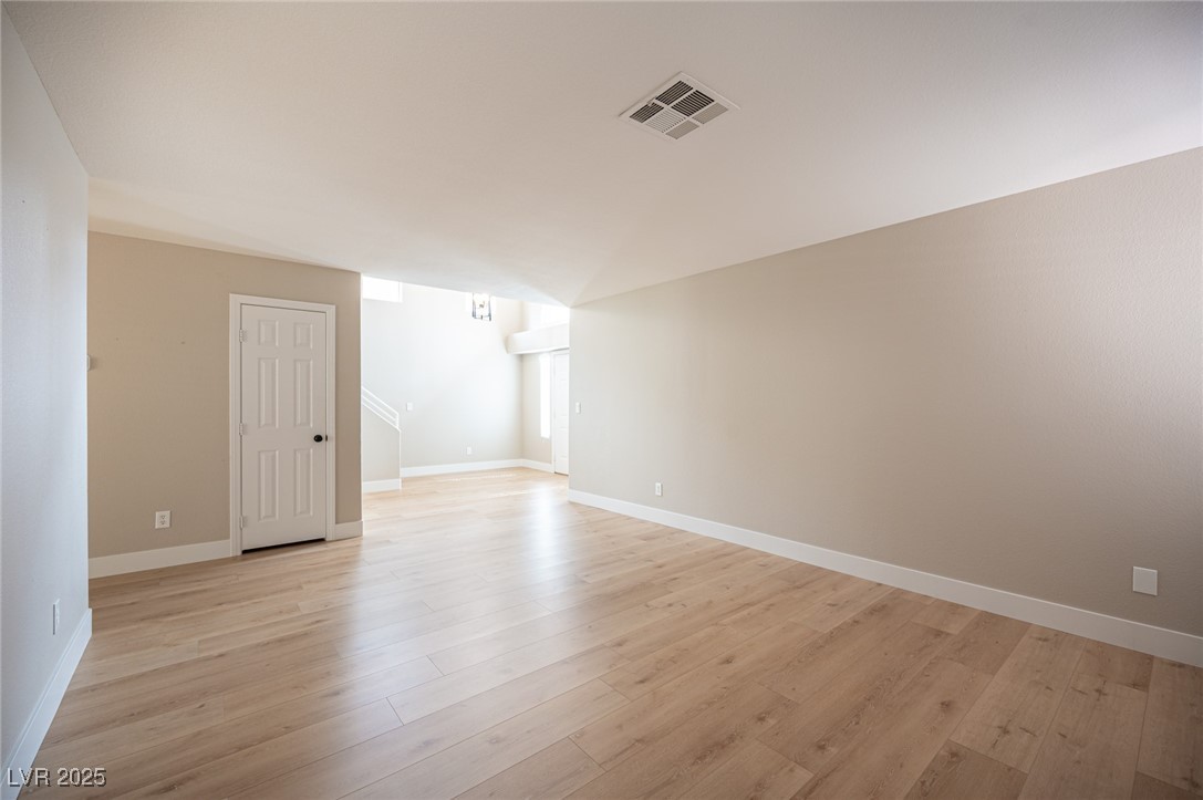 9812 Via Delores Avenue