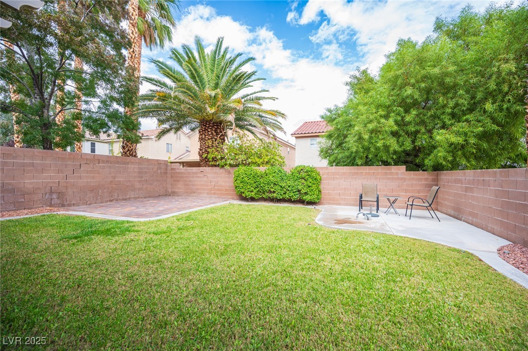 9812 Via Delores Avenue