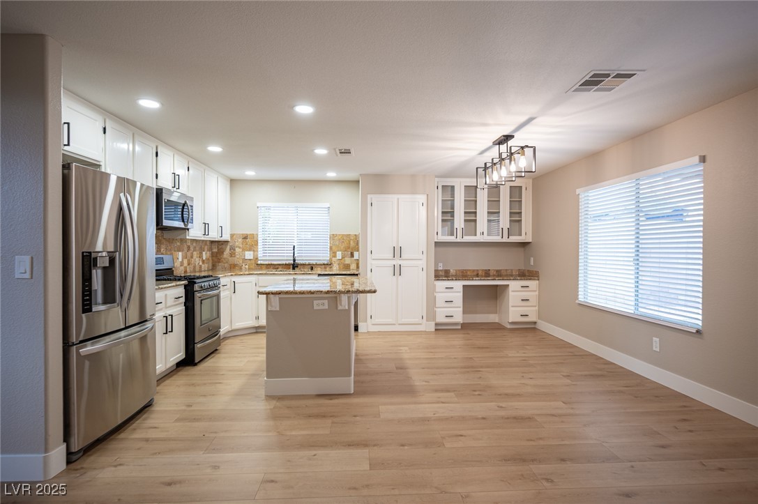 9812 Via Delores Avenue