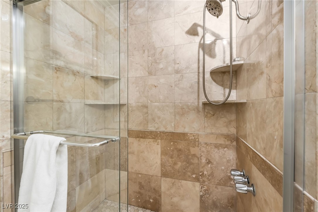 2920 South Tioga Way