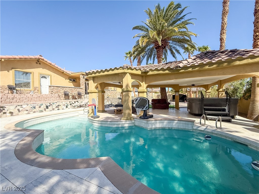 2920 South Tioga Way