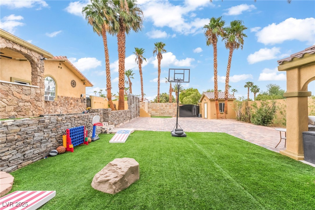 2920 South Tioga Way