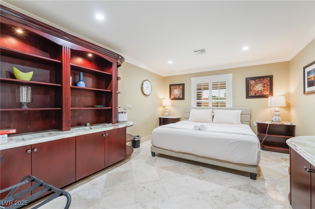 2920 South Tioga Way