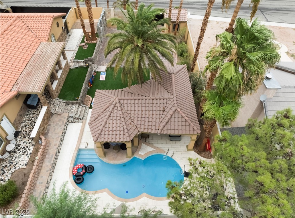 2920 South Tioga Way