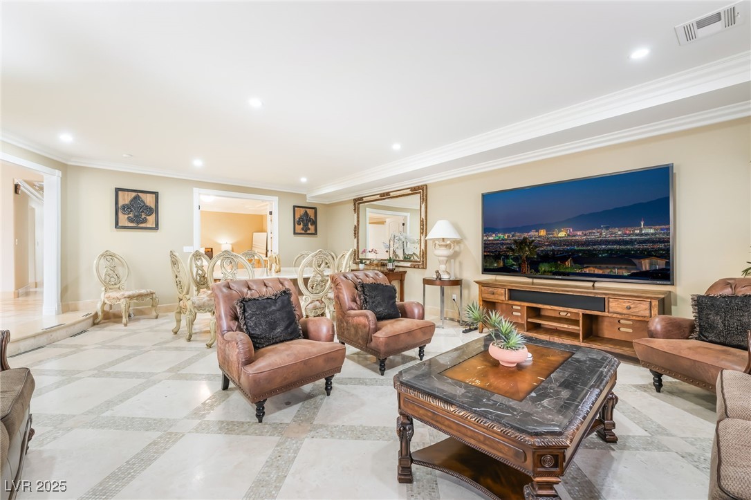 2920 South Tioga Way