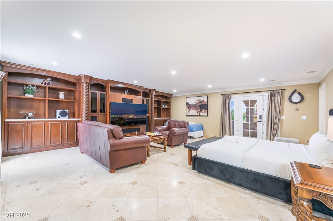 2920 South Tioga Way