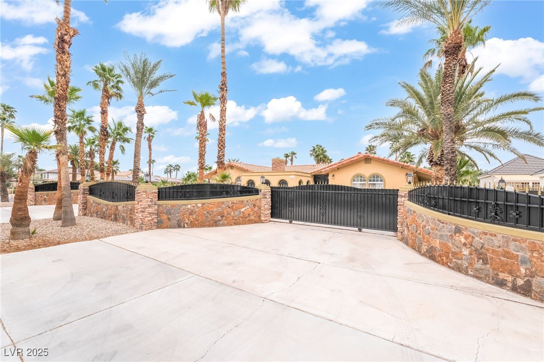 2920 South Tioga Way