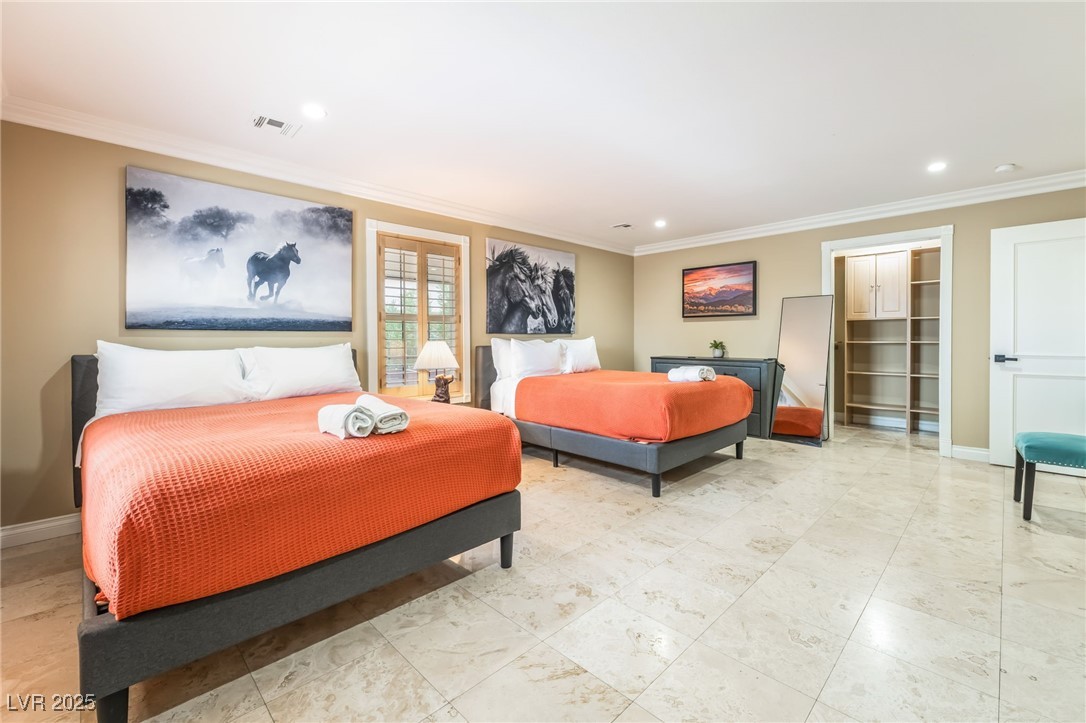 2920 South Tioga Way