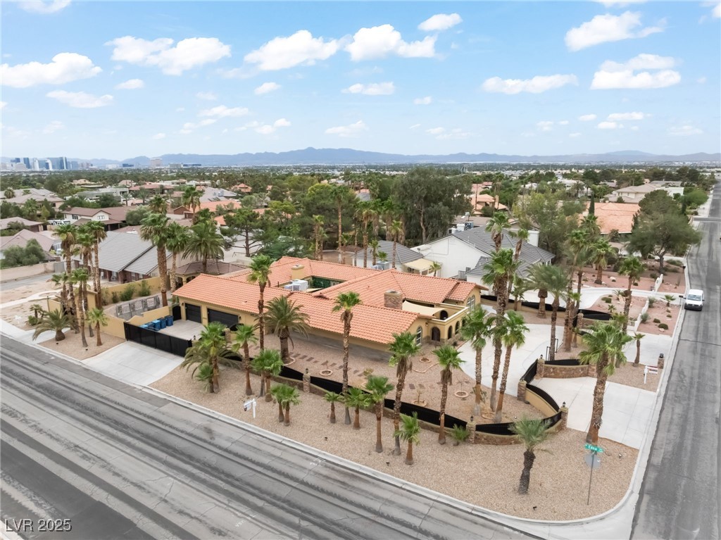 2920 South Tioga Way