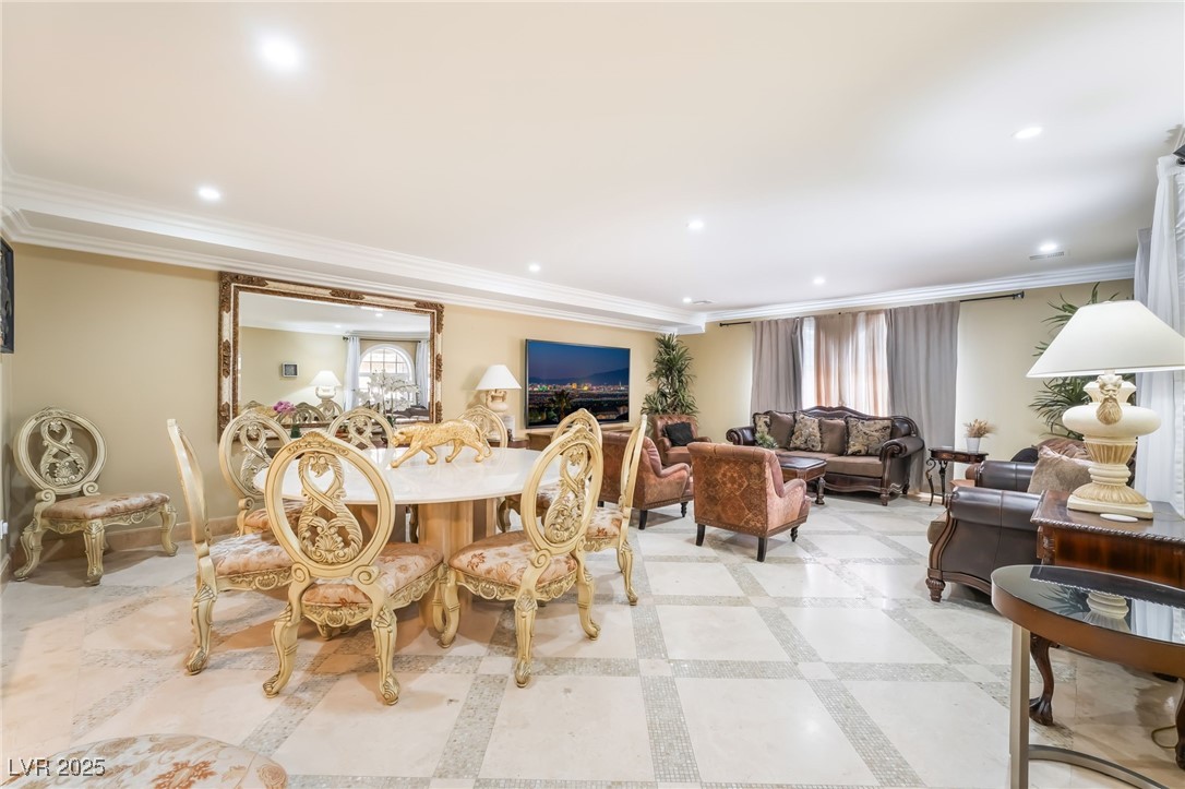 2920 South Tioga Way