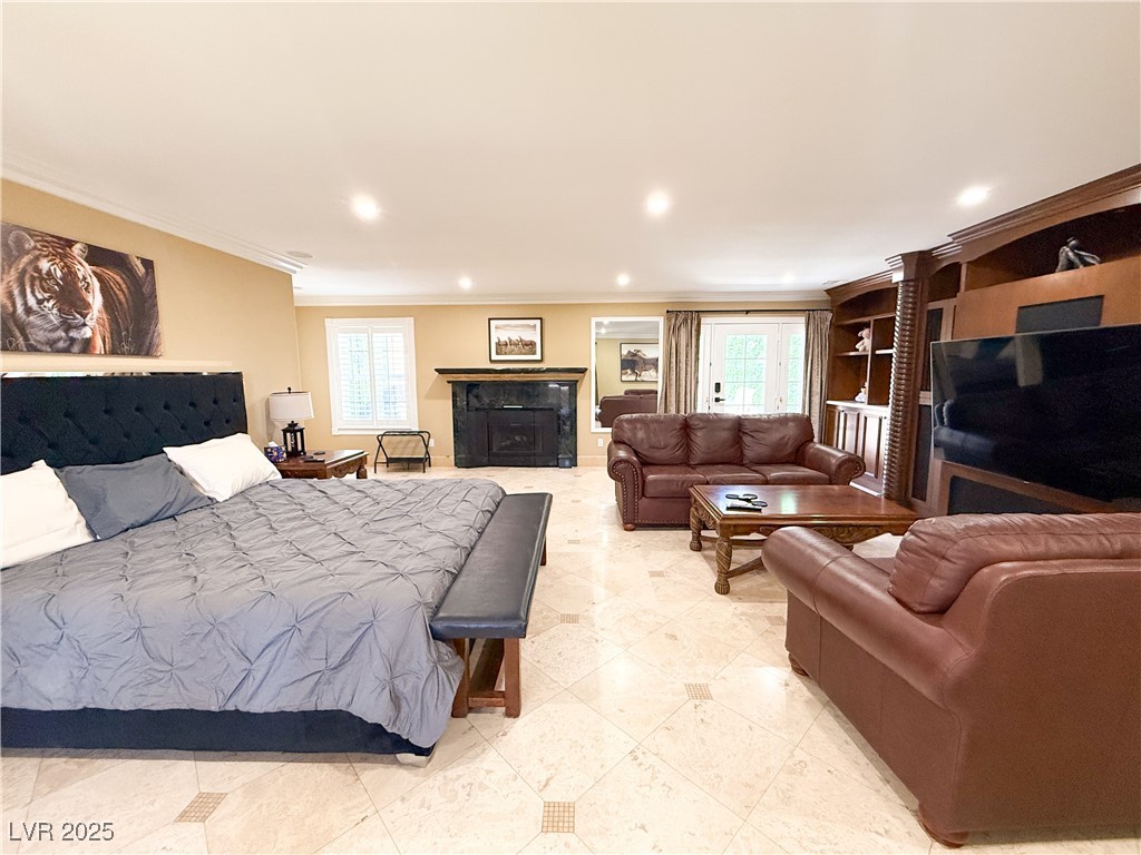 2920 South Tioga Way