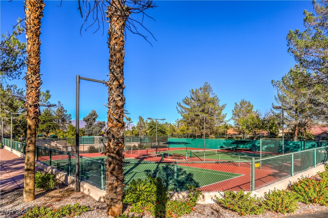 9105 Villa Ridge Drive